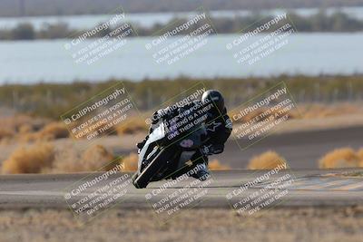 media/Dec-18-2022-SoCal Trackdays (Sun) [[8099a50955]]/Turn 14 (940am)/